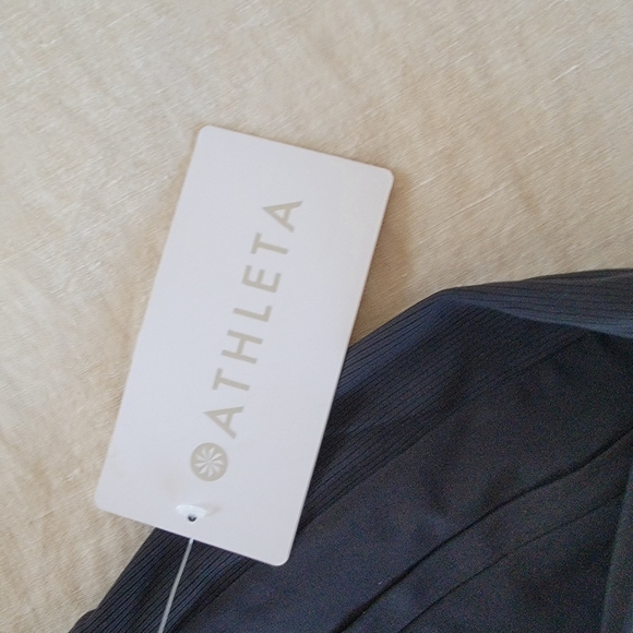 NWT Athleta Brooklyn Mid Rise 16 Skort - Picture 7 of 7